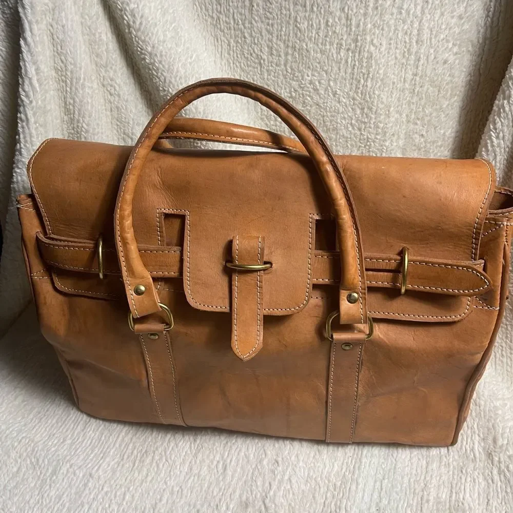Classic Tan Leather Duffel travel weekender Bag gold tone hardwares